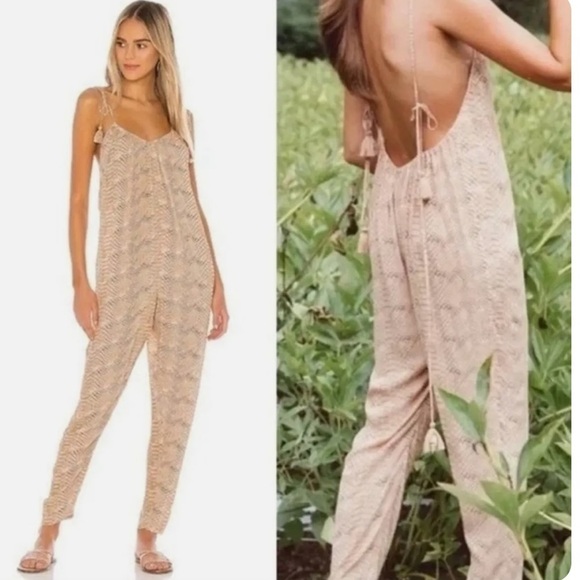 Who What Wear Kaia Cream/Tan Snakeskin Print tasseled spaghetti strap Romper NWT - Picture 1 of 11